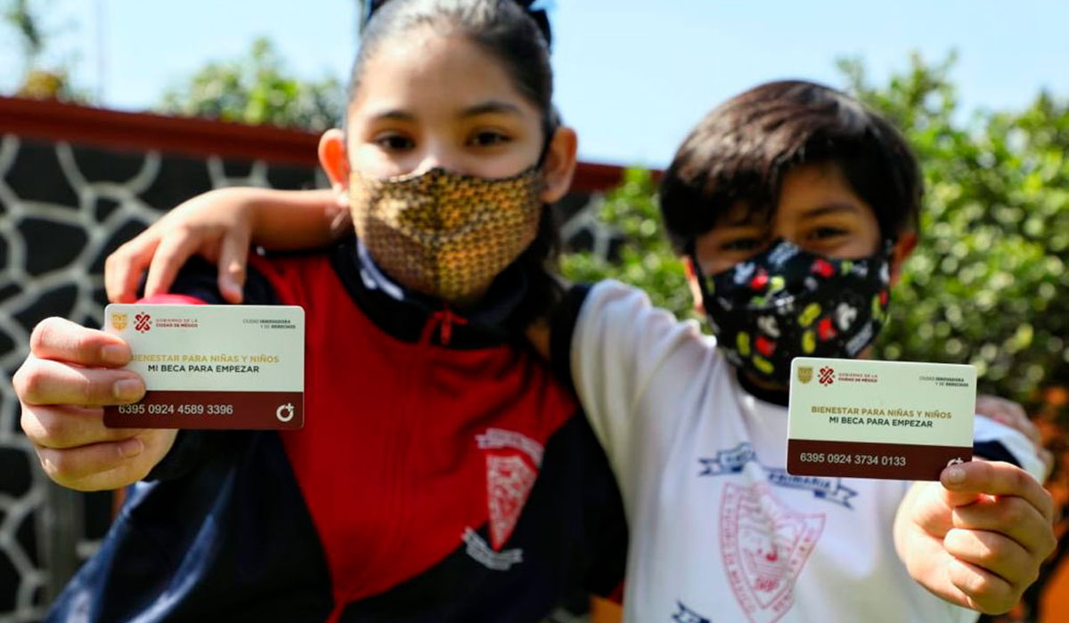 ¿Tu hijo entra al kínder, primaria o secundaria? Checa los requisitos y pasos para registrarlo al programa Mi Beca para Empezar 2022-2023.