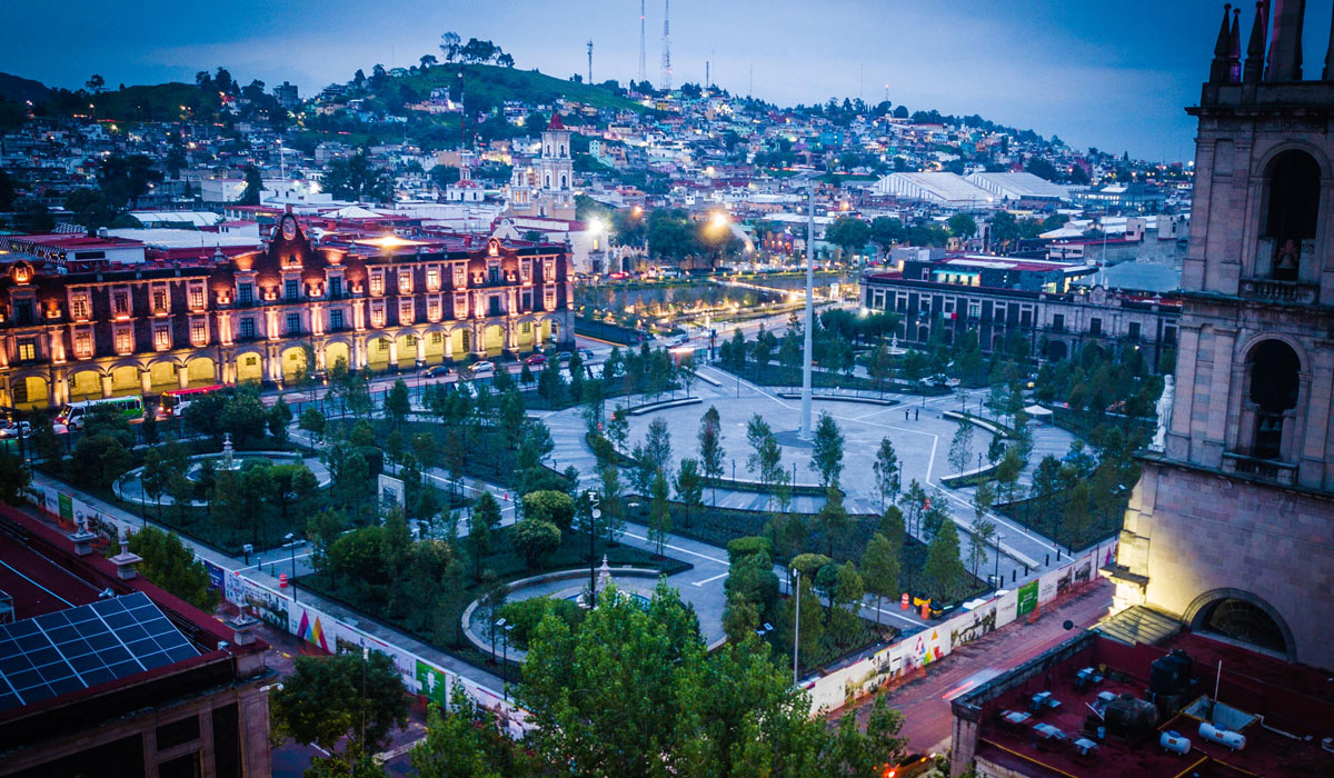 Dale un vistazo a la nueva y espectacular Plaza de los Mártires en Toluca, ¡Está casi lista para recibirte! Entérate cuándo la inauguran.