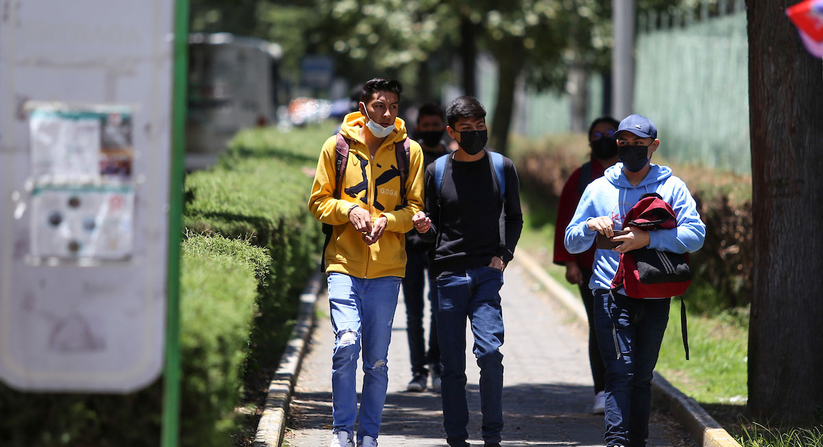 beneficiados de la beca benito juárez 2022 reciben apoyo en app bienestar azteca