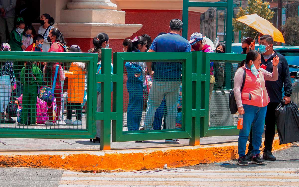 son obligatorias las cuotas escolares