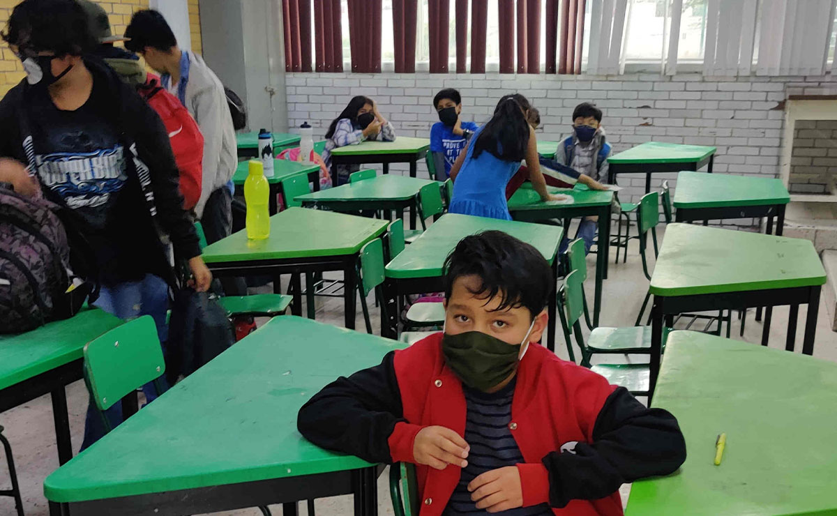 Niños en una escuela del Edomex