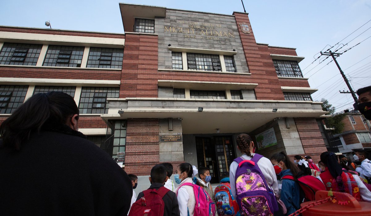 SEP 2022 - ¿Cuándo y por qué habrá un megapuente de cuatro días? 