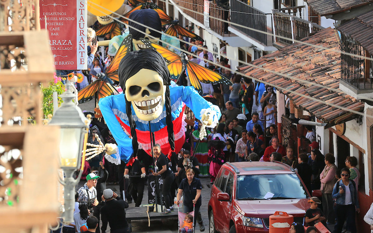 desfile de dia de muertos en mexico mejores destinos