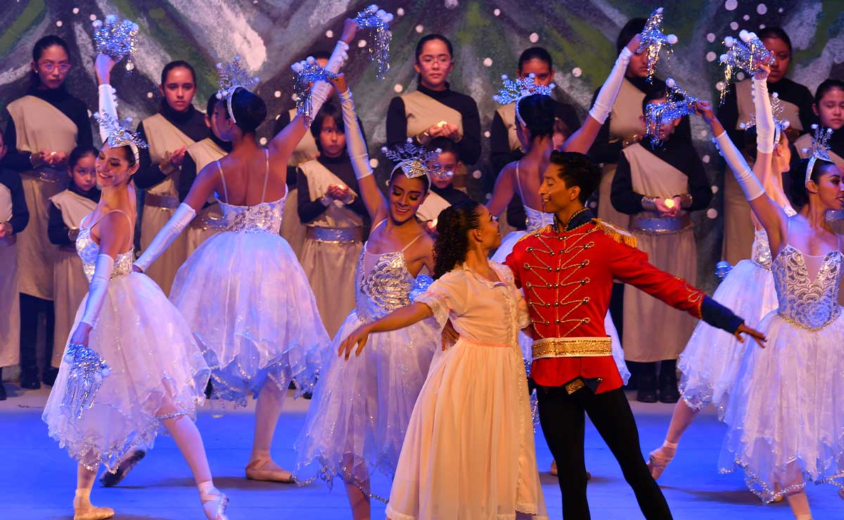 Presentación de El Cascanueces y el Rey Ratón en Toluca