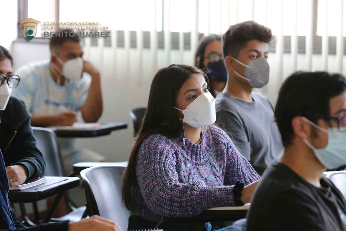 Alumnos se afilian a las becas benito juárez 2022 con cédula de incorporación en línea y desean saber resultados