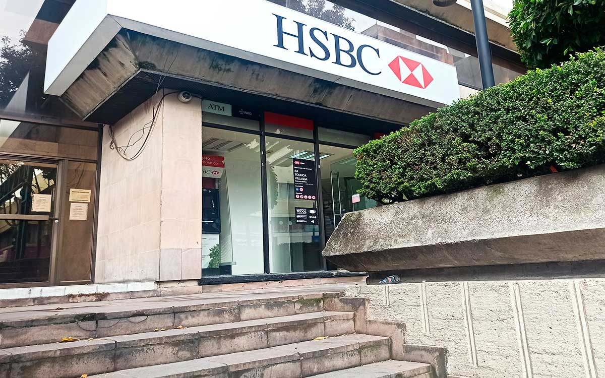 que dias no abren los bancos en 2022 noviembre