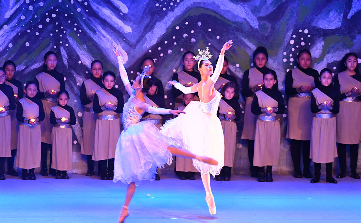 Bailarinas del Ballet del Cascanueces en Toluca
