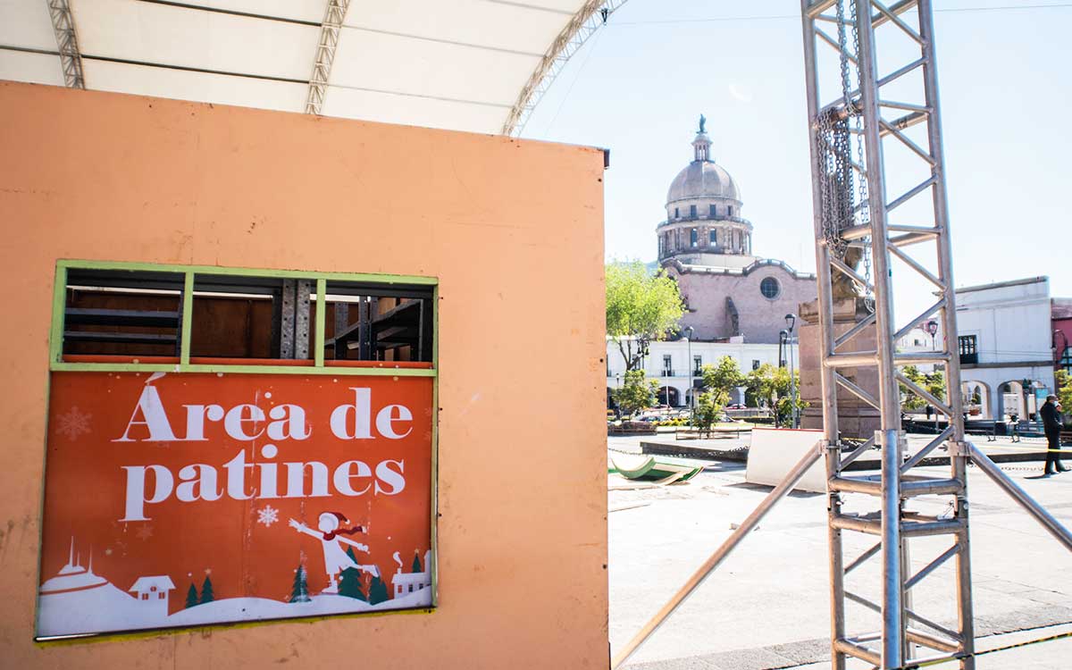 que dia abren la pista de hielo de toluca