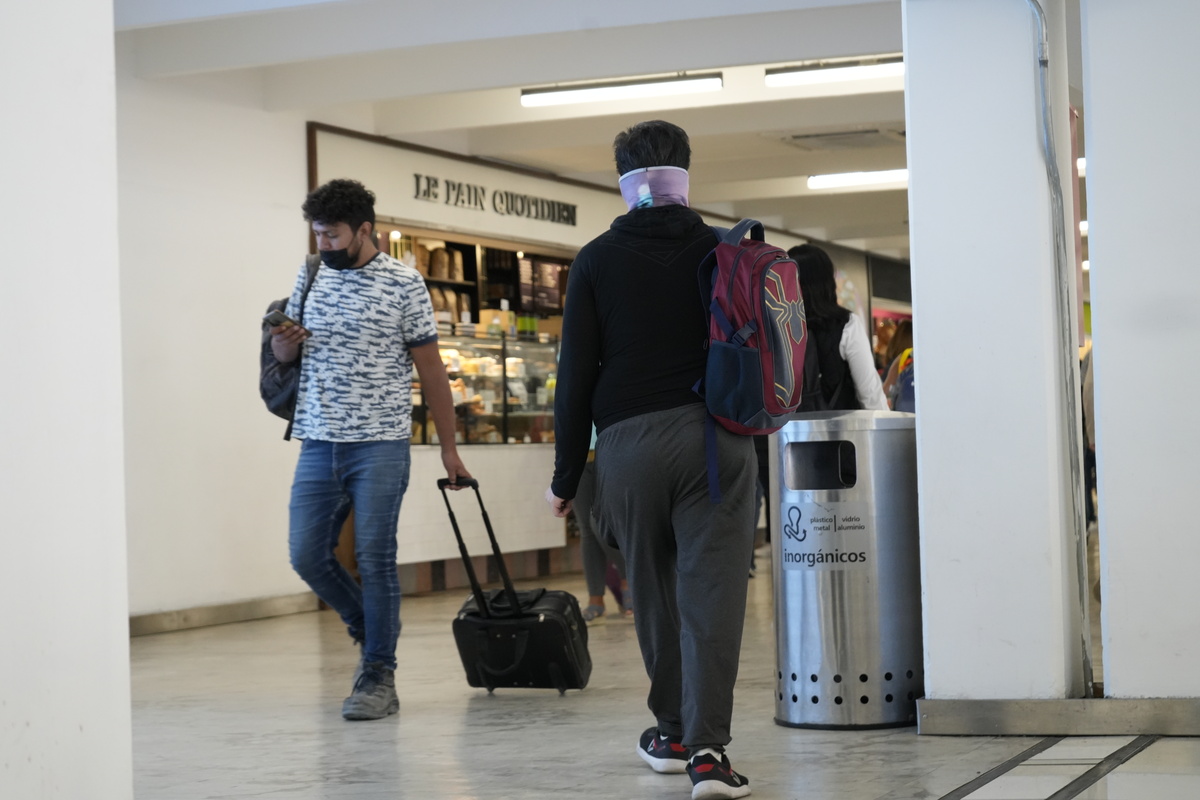 imagen de pasajeros por derecho a vacaciones