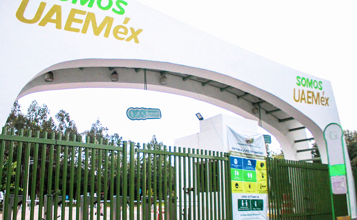 Fachada de la UAEMex en Toluca