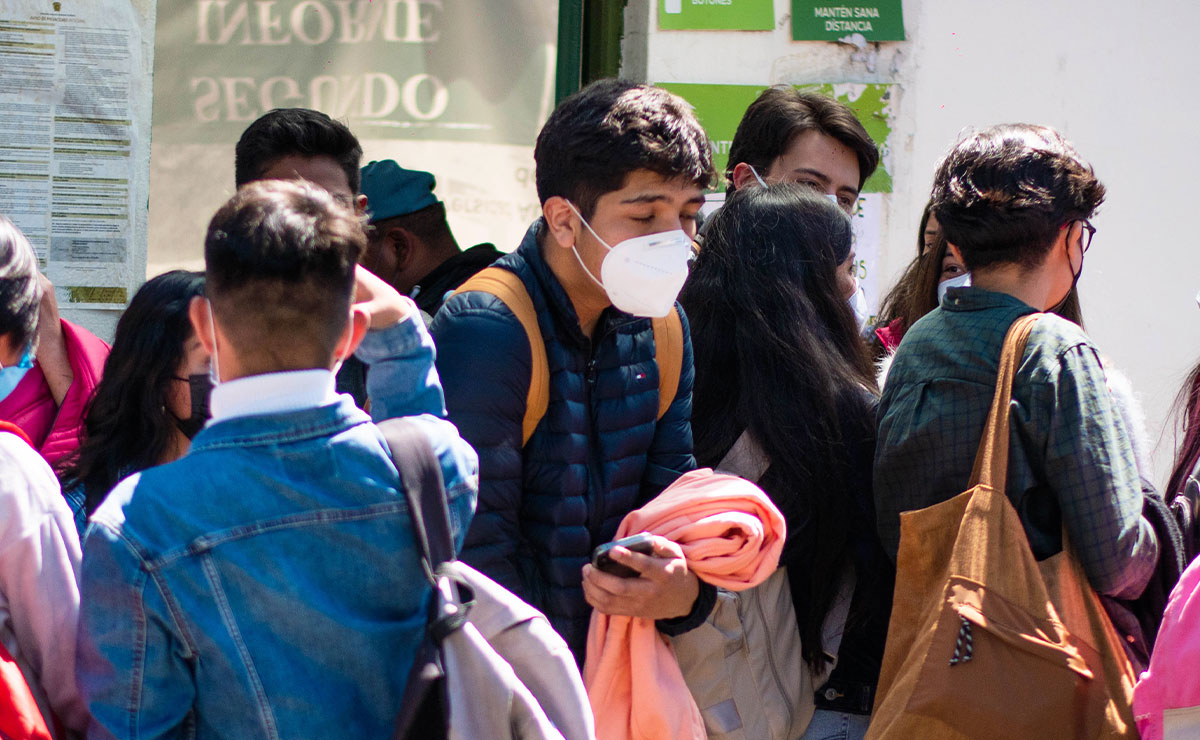 Estudiantes de secundaria para preparatoria comipems