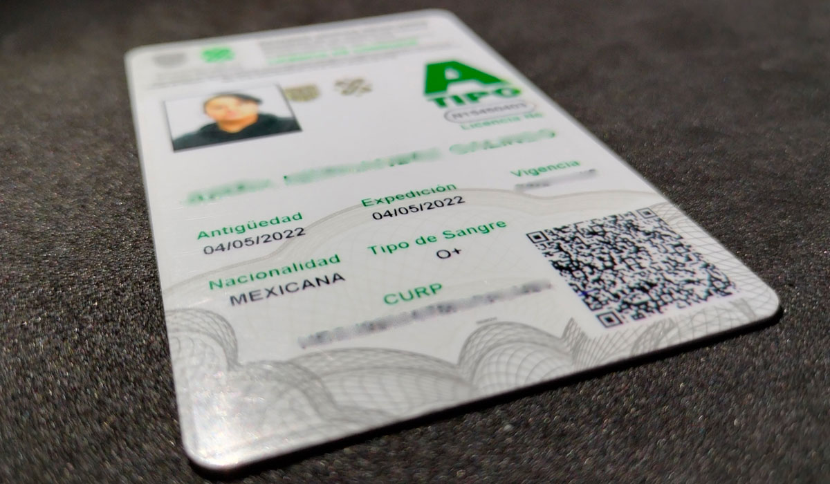 Checa los Estados donde aún está autorizada la licencia de conducir permanente para este 2023, así como costos y requisitos para tramitarla.