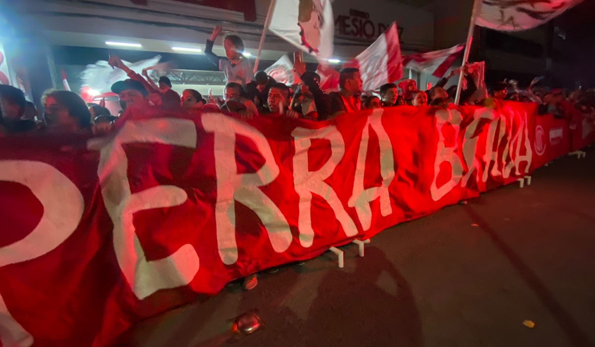 Perra brava en el aniversario 106 Toluca FC