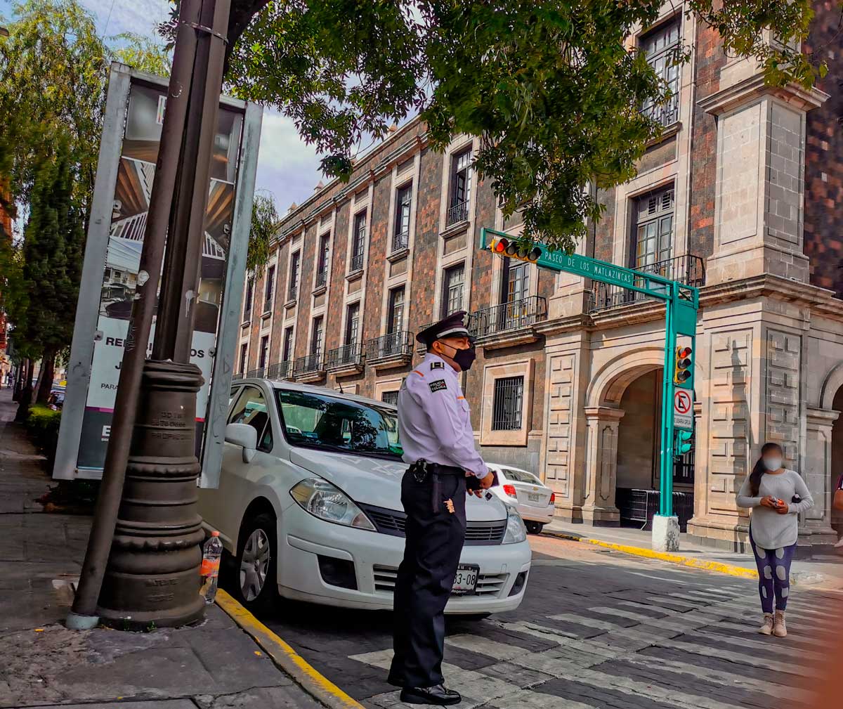 Razones por las que te pueden quitar placas vehiculares