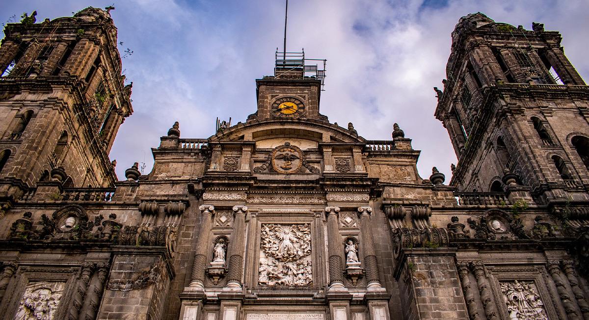 Fachada de la Catedral Metropolitana de la Ciudad de México