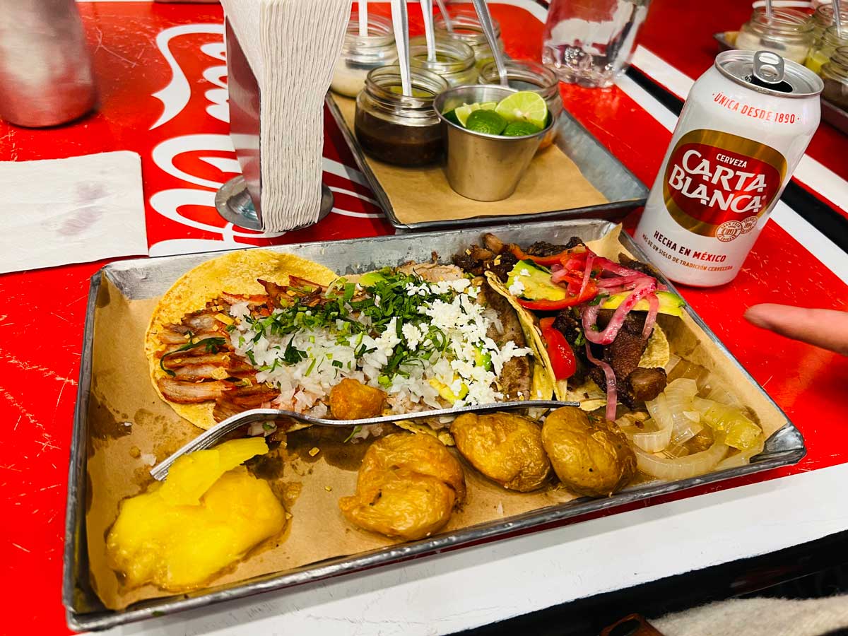 Celebra el día del taco en México