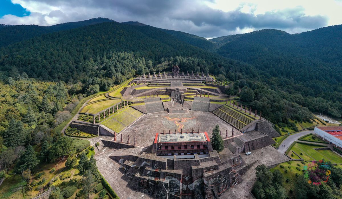 Escápate de la rutina y visita el Centro Ceremonial Otomí