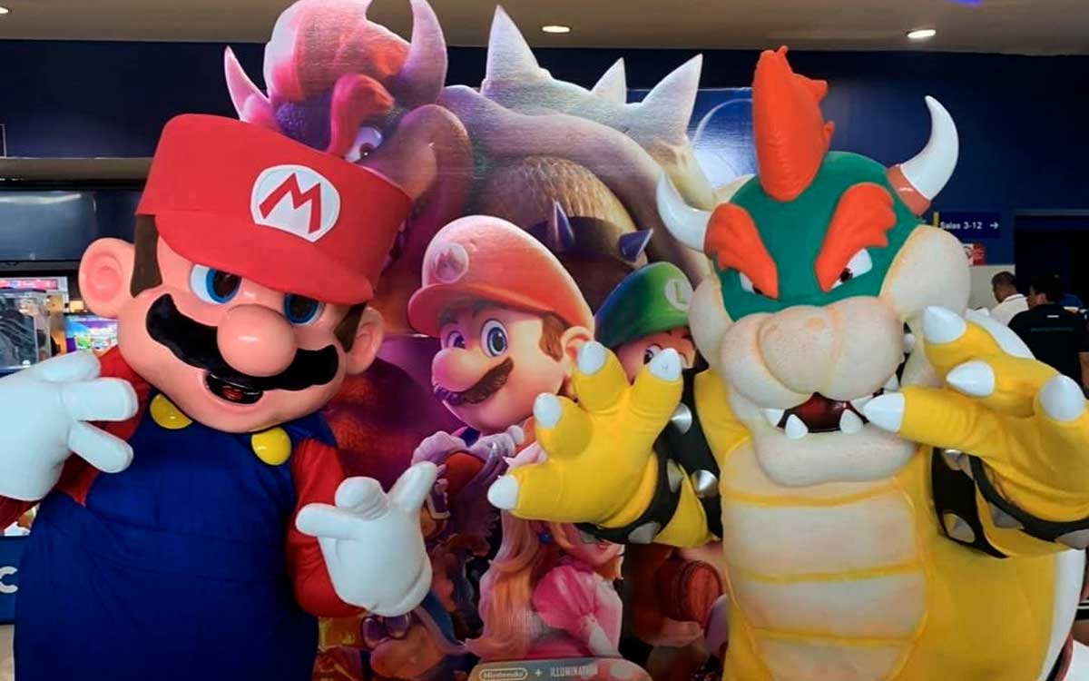 bowser y mario bros cantando cancion de peaches