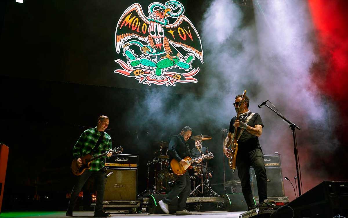 escenario de concierto gratis molotov en toluca