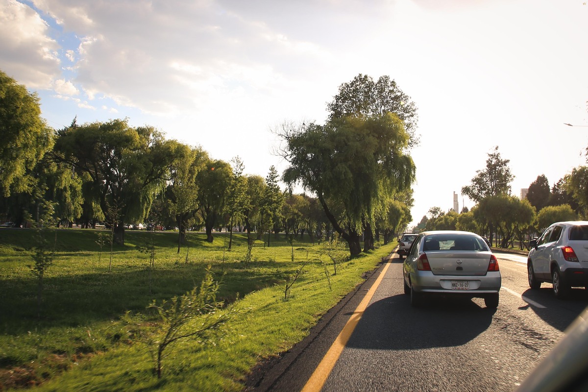 imagen de auto por tema de aire acondicionado