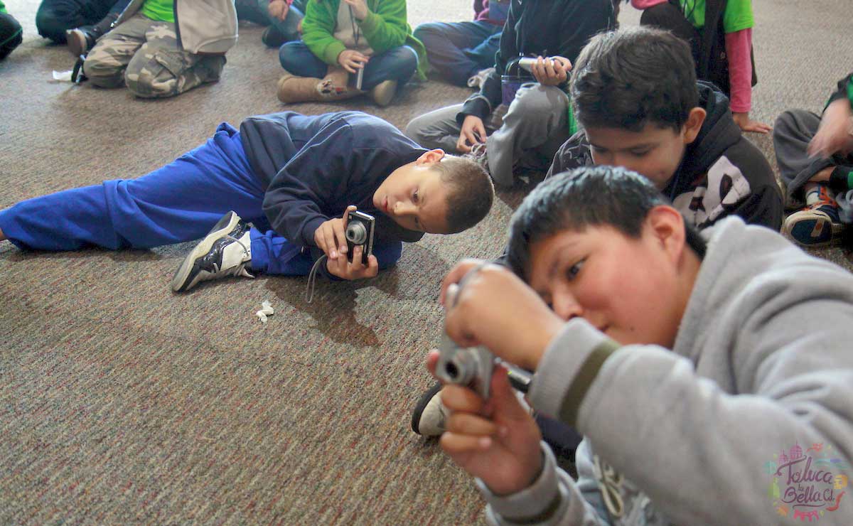 Niños en un curso de verano en Toluca