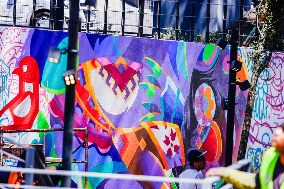 nuevo mural de Los Metzican en la nueva plaza González Arratia de Toluca