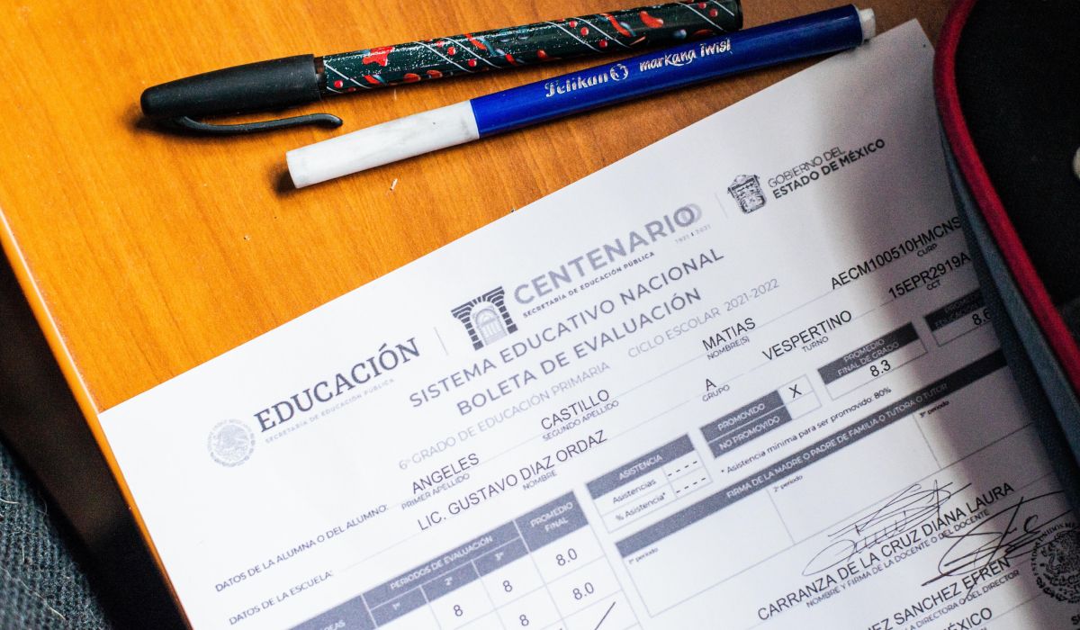 Ejemplo de una boleta de calificaciones de la SEP
