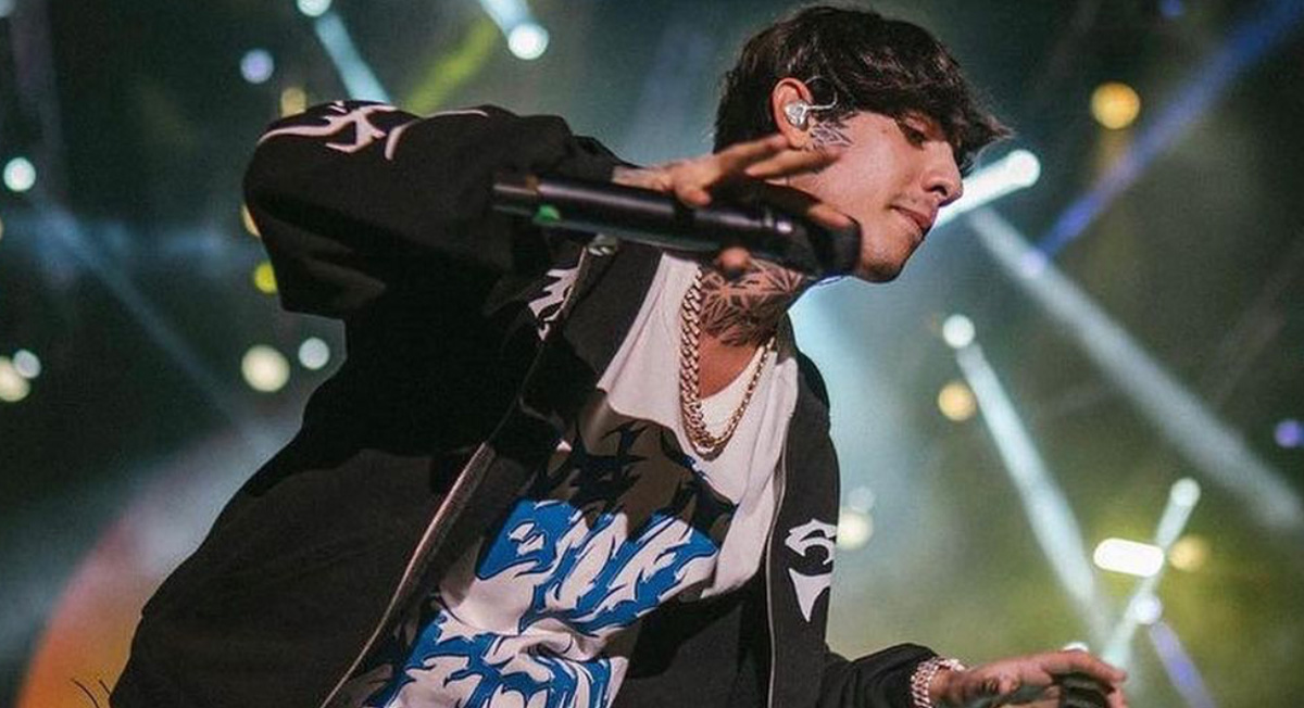 Natanael Cano en concierto