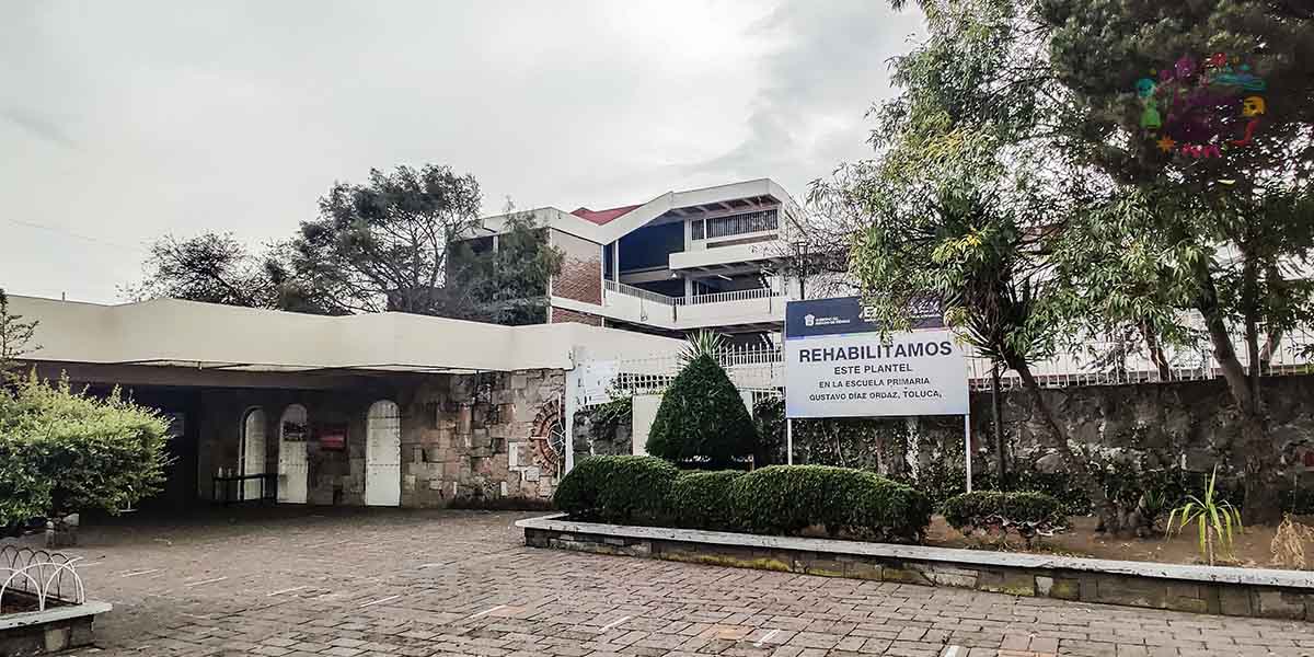 Fecha límite para hacer cambio de escuela en el Edomex