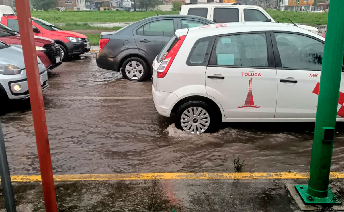 ¡Atención! Ayuda a evitar inundaciones en Zinacantepec