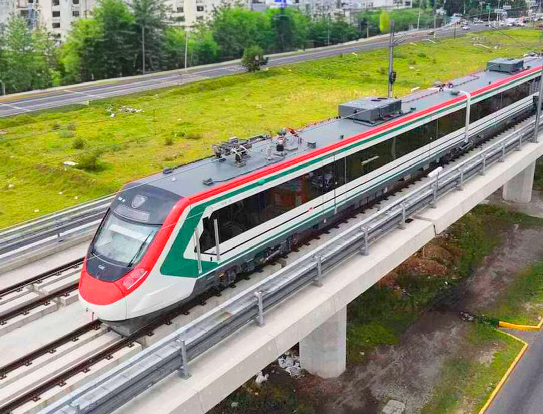 tren interurbano méxico-toluca operando en toluca