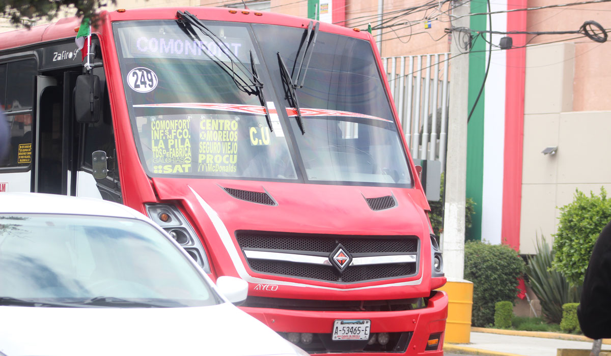 Contribuye a la seguridad y eficiencia del transporte público del Edoméx: ¿Viste algo fuera de lo normal? Sigue estos pasos para reportarlo. 