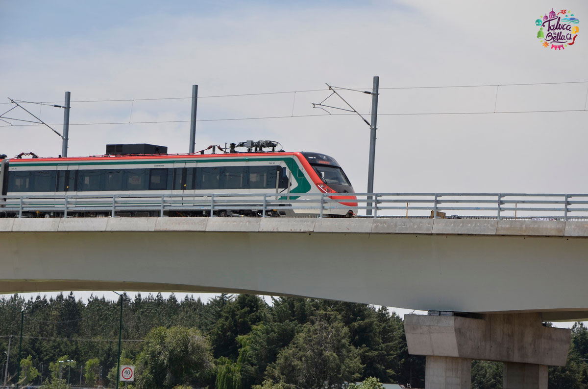 Tren Interurbano México-Toluca