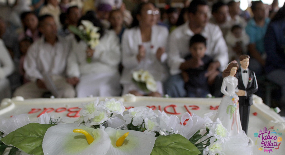 Bodas comunitarias en Toluca