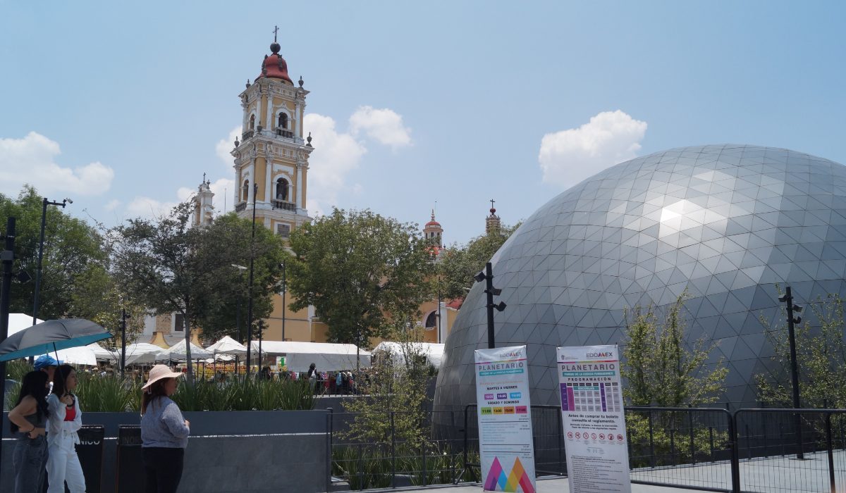 Fotografía del Planetario de Toluca
