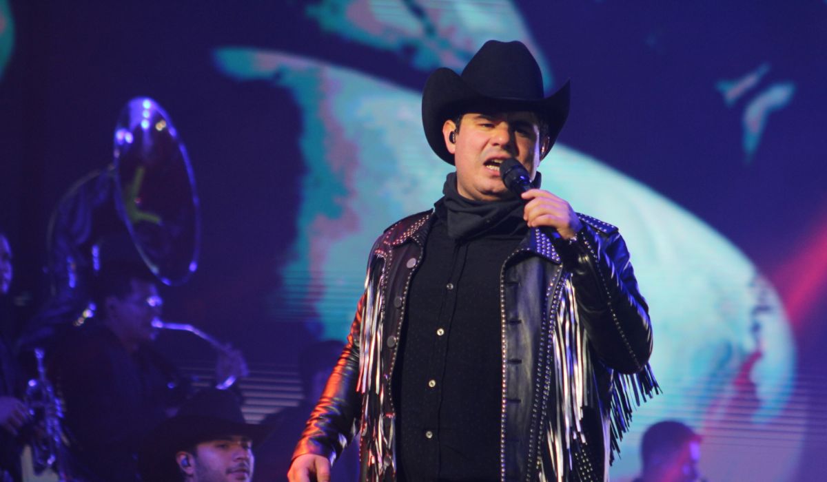 Así se vivió el concierto de Alfredo Olivas en Metepec