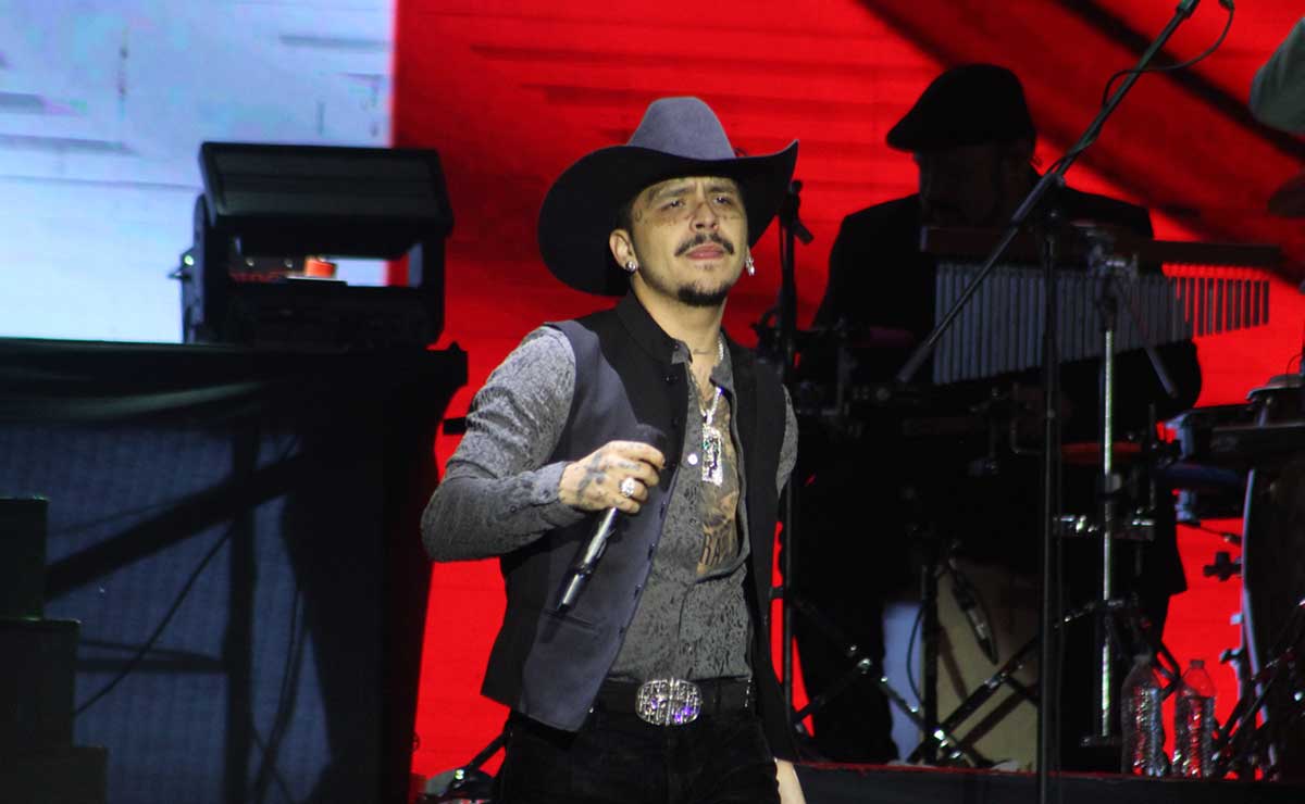 Chistian Nodal en los conciertos gratuitos de la Feria del Alfeñique 2023