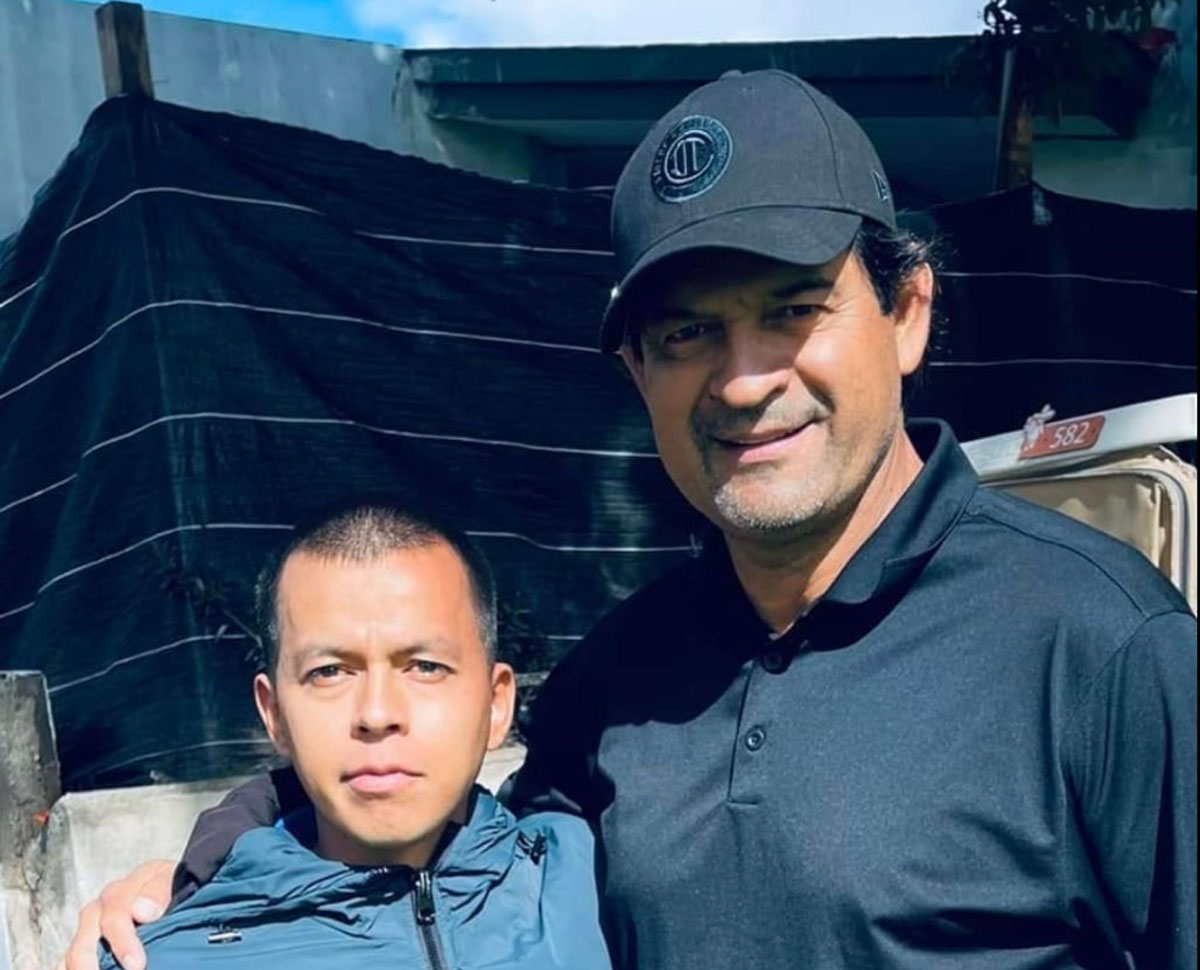 josé saturnino cardzo ya porta las nuevas gorras new era toluca fc