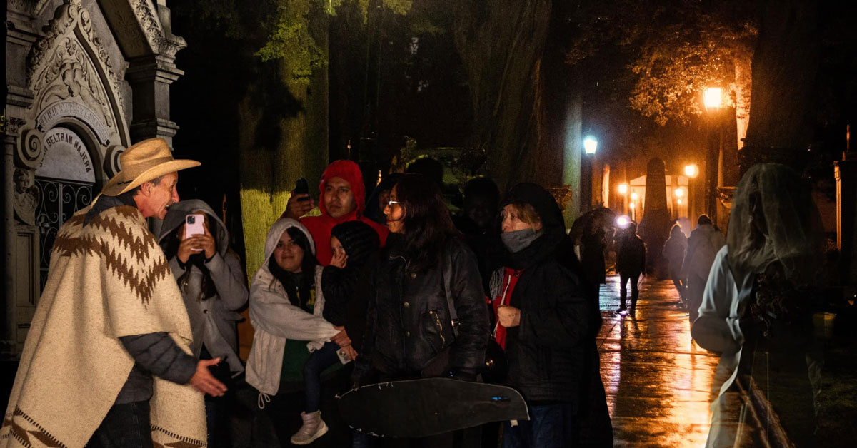 Recorridos nocturnos en panteón general de toluca "susurros de la soledad" por feria del alfeñique 2023