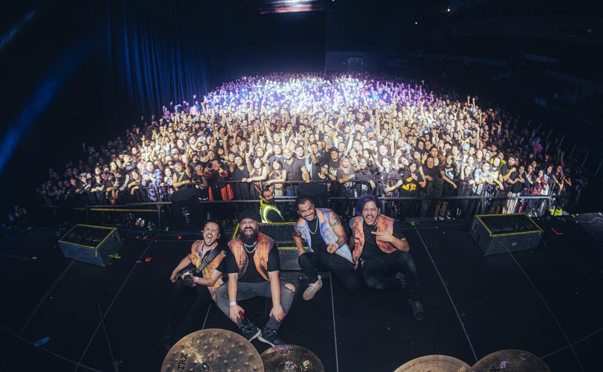 Concierto de Lack of Remorse, personas disfrutando de la presentación en Toluca.