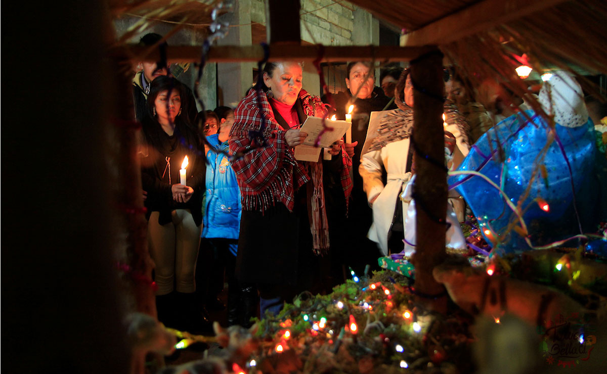 canto para pedir posada con letra, personas pidiendo posada