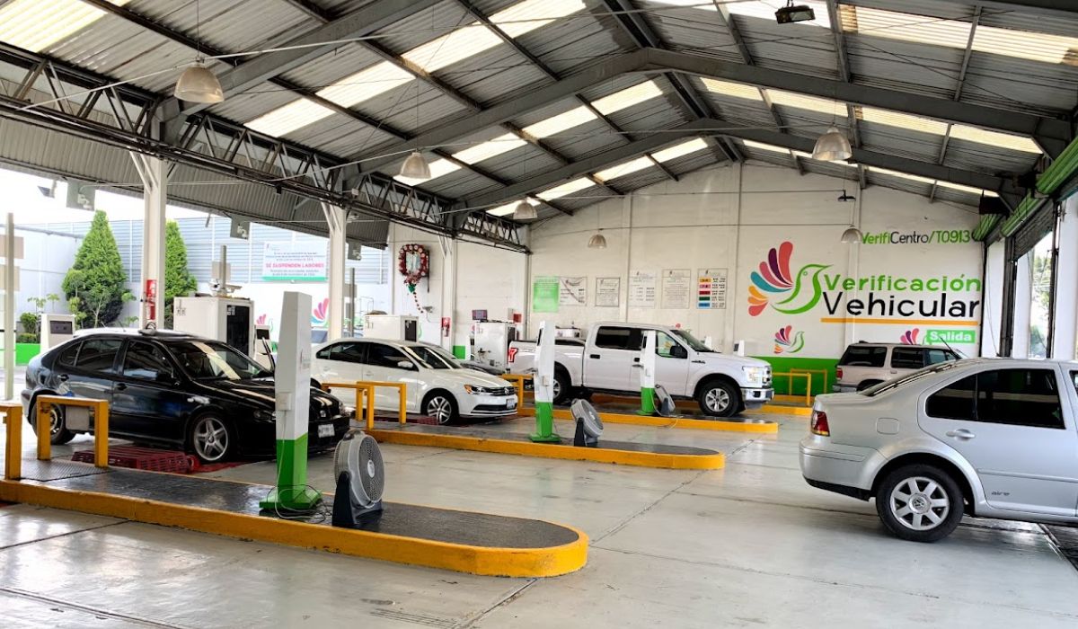 ¿Quiénes deben hacer la verificación vehicular en el EdoMéx antes de que acabe el 2023?