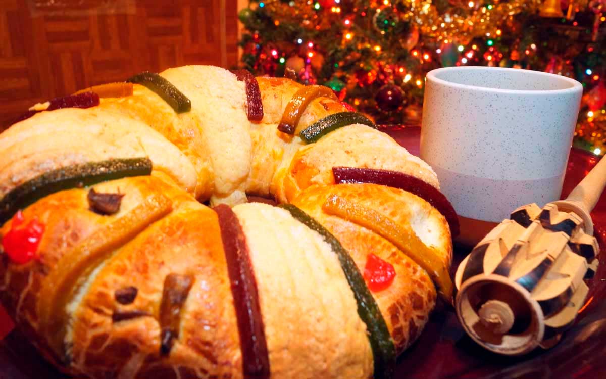 rica rosca de reyes en toluca 2024 con chocolate caliente