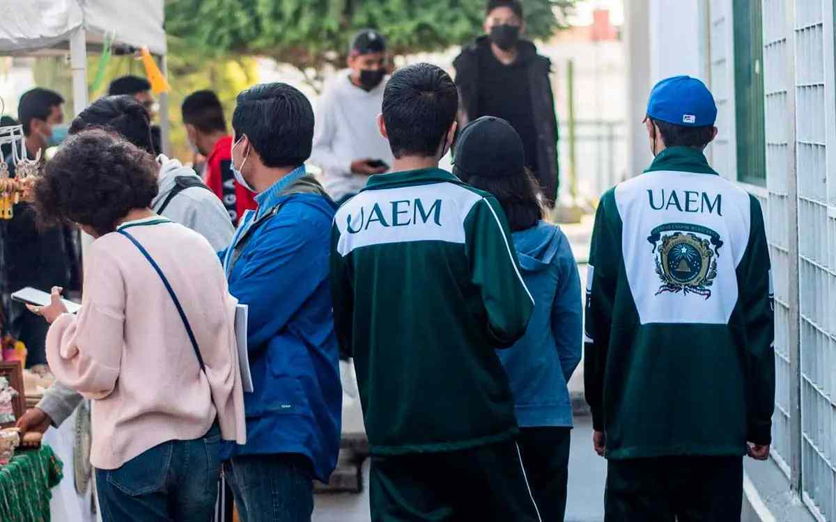 quienes pueden hacer el pre registro a la convocatoria UAEMéx 2024 requisitos completos