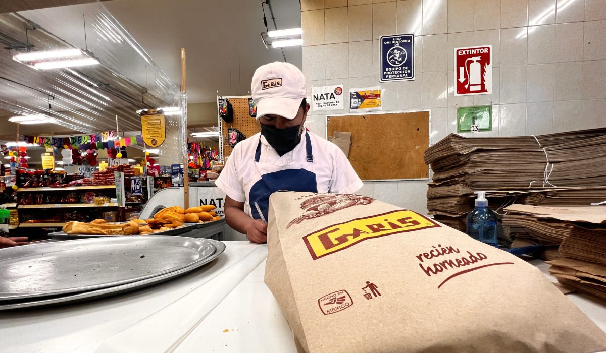 Trabaja como panadero en Garis y gana hasta $2,400 pesos semanales