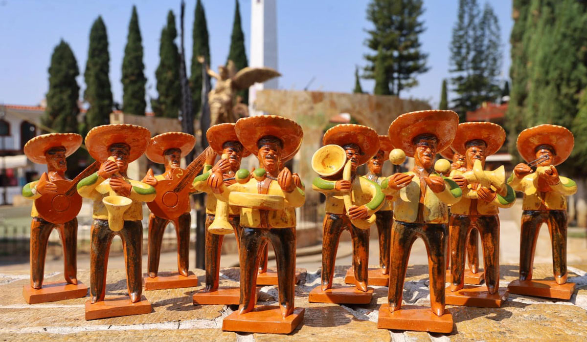 ¡Celebremos la cultura del Edoméx! Acude al Encuentro Artesanal y Cultura Manos Mágicas en Ixtapan de la Sal y apoya la economía local.