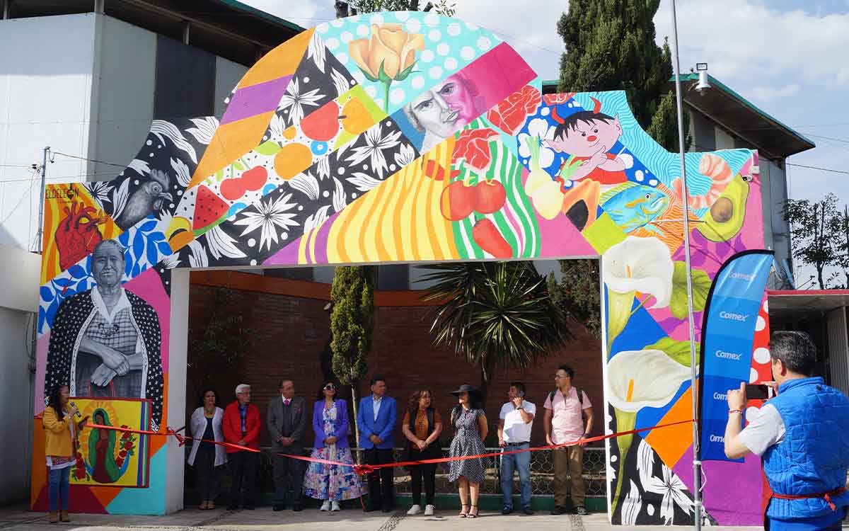 nuevo mural en explanada mercado morelos toluca 2024