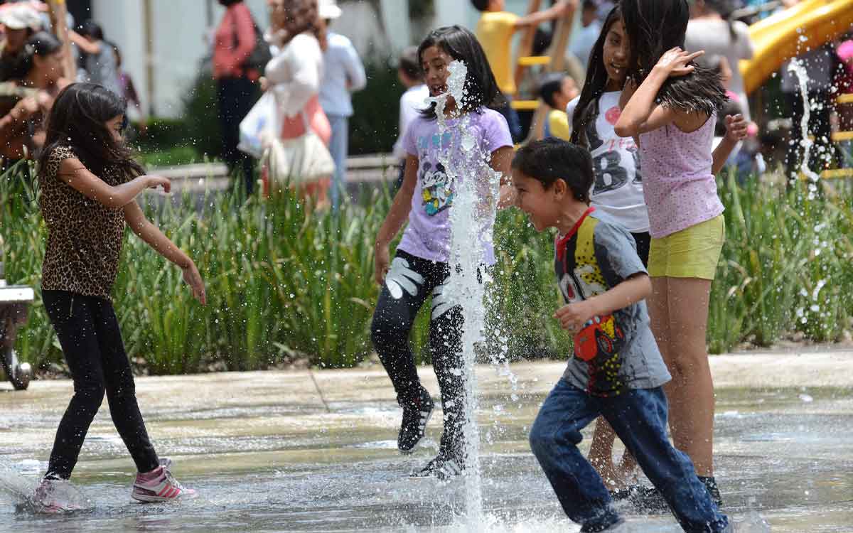 niños disfrutando puente escolar sep 2024 de cuatro días en marzo
