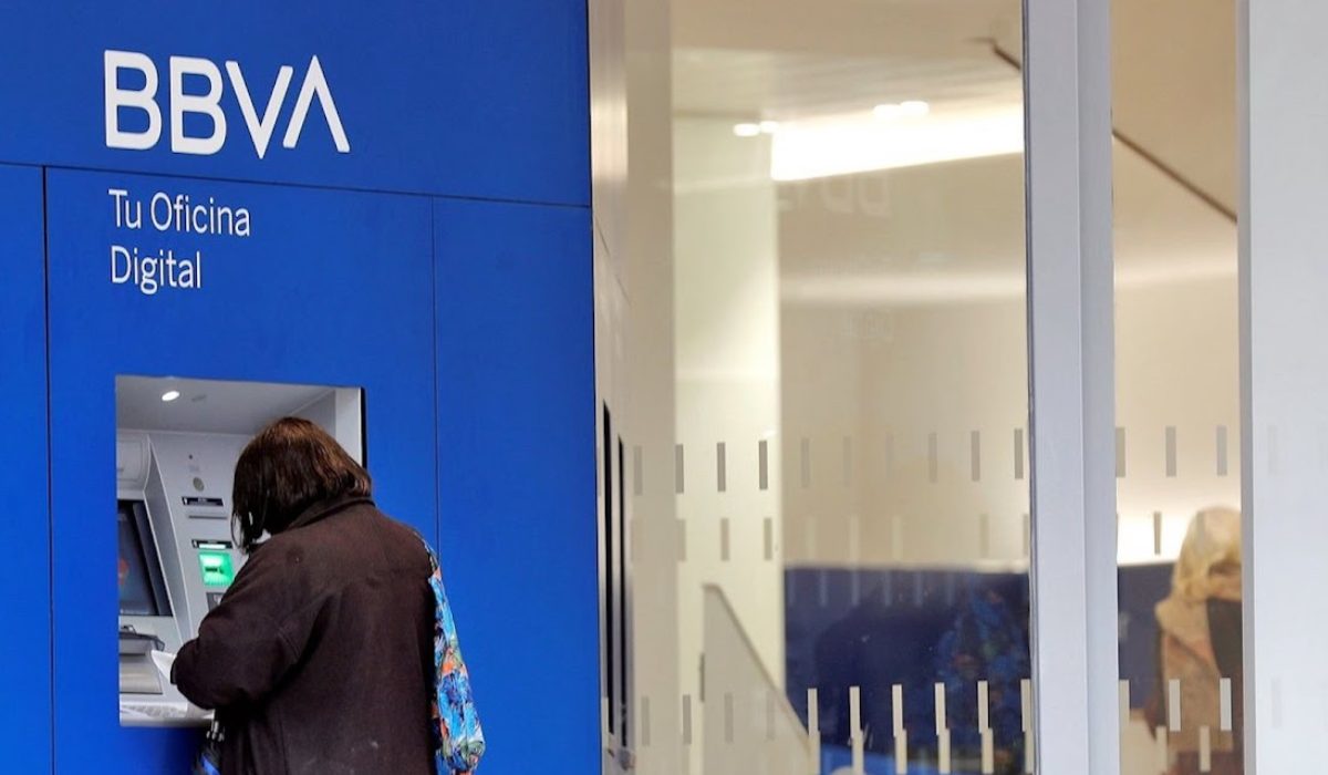 Beca BBVA 2024: Requisitos para obtener los $2 mil pesos