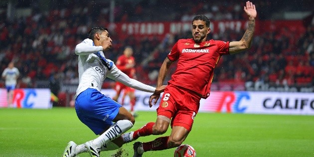 Monterrey contra Toluca: Enfrentamiento crucial por la ventaja en las Semifinales.